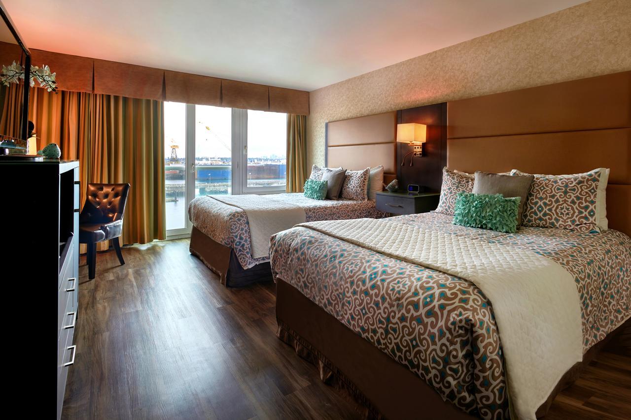 The Lonsdale Quay Hotel Норт-Ванкувер Екстер'єр фото